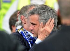 massimo-moratti-est-tombe-dans-les-bras-de-jose-mourinho-apr