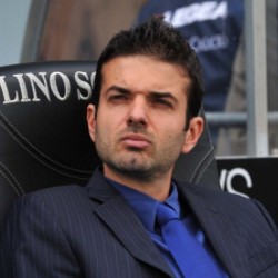 Inter's head coach Andrea Stramaccioni takes place prior the Italian Serie A football match between Udinese and Inter Milan on April 25, 2012 at Friuli Stadium in Udine. AFP PHOTO / SIMONE FERRARO (Photo credit should read SIMONE FERRARO/AFP/Getty Images)