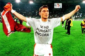 totti-2085639_0x410