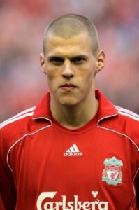 Soccer - UEFA Champions League - Semi Final - First Leg - Liverpool v Chelsea - Anfield