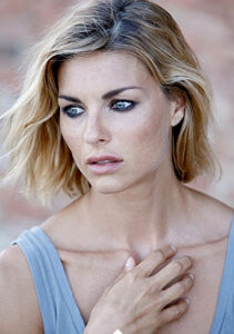 martina colombari
