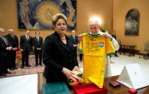Pope Francis meets Brazilian President Dilma Rousseff