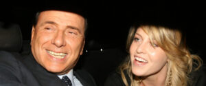 >>>ANSA/BERLUSCONI: BARBARA, FRANCESCA ACCANTO AL LEADER