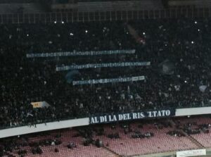 striscione_tifosi_napoli