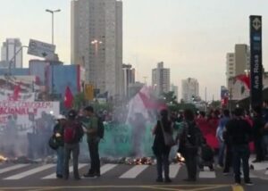 Calcio/Brasile 2014: scontri a San Paolo, ferita giornalista