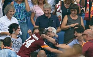Florenzi-esulta-Roma-Cagliari-diretta-3