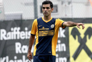 Rafael-Marquez-minutos-Hellas_MILIMA20140813_0290_30