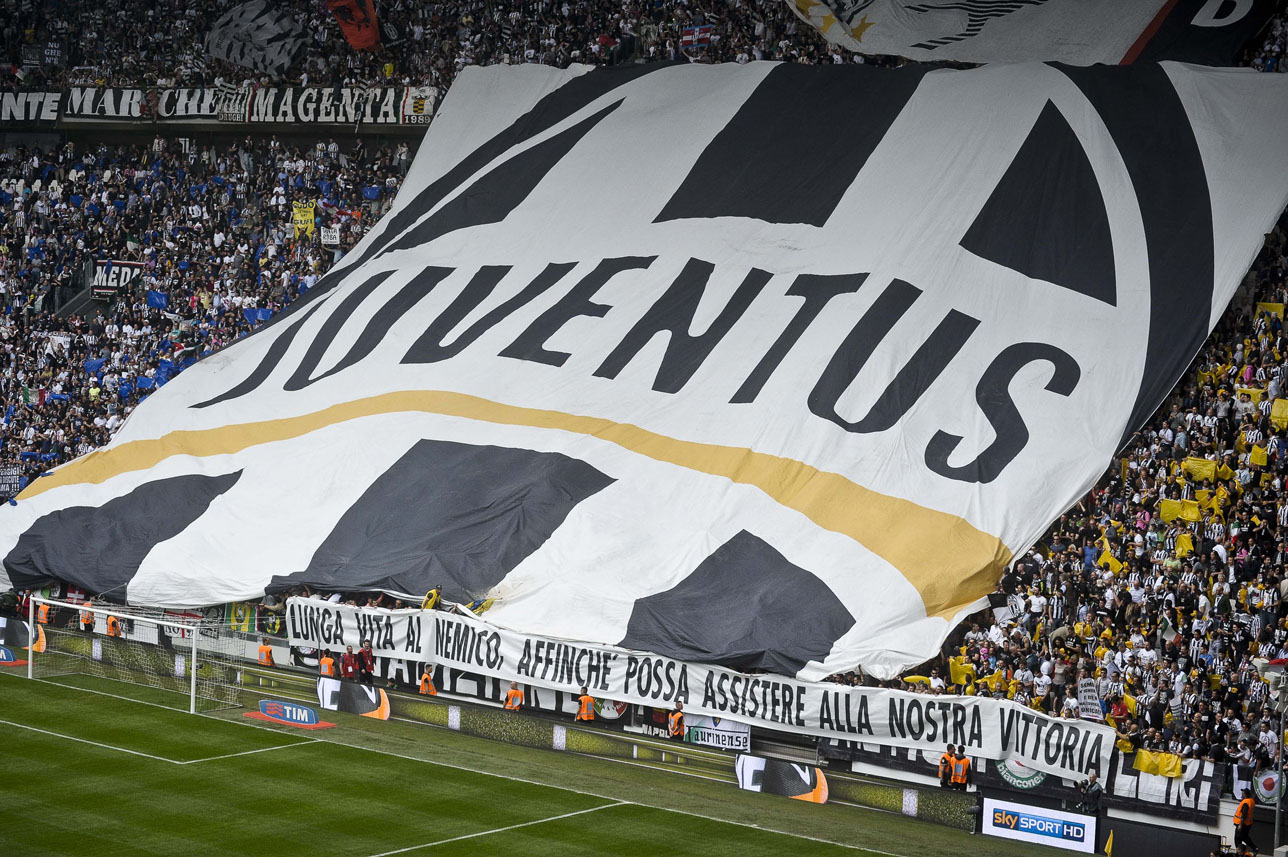 Juventus con il passaggio ad Adidas ecco le 3 stelle sulla maglia