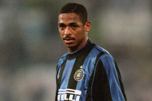 4 - Vampeta (Inter)
