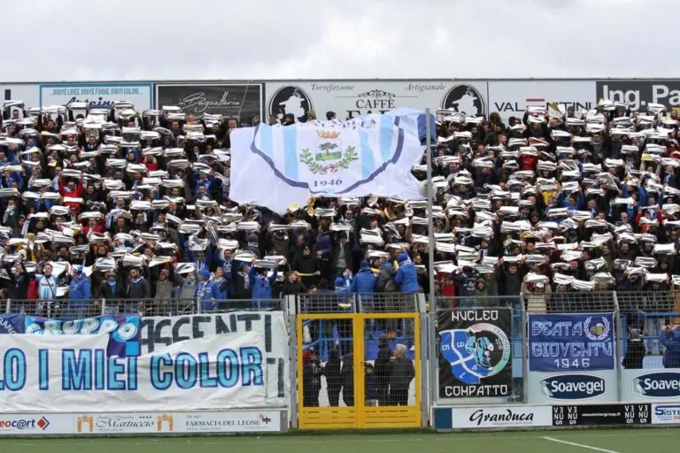 Virtus Francavilla-Juve Stabia sospesa