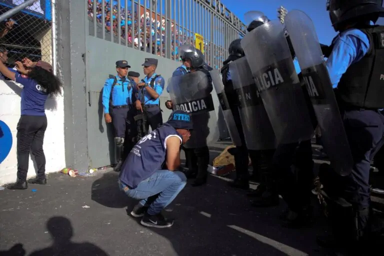 Ecuador tifosi morti