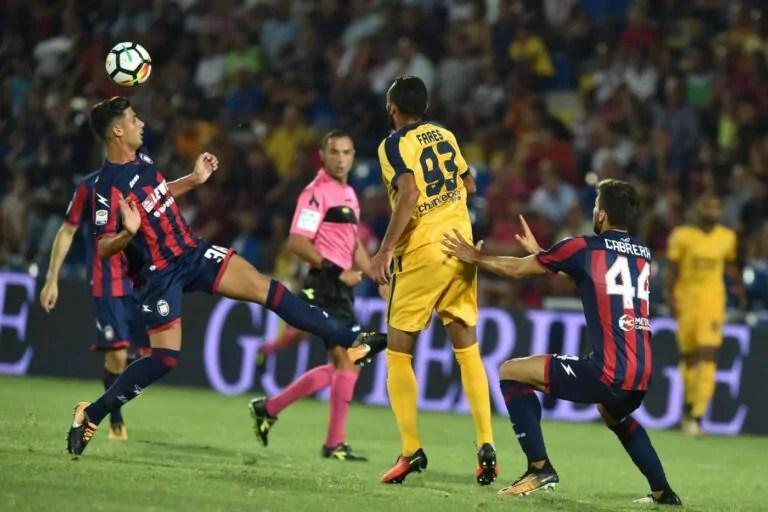 Crotone-Verona