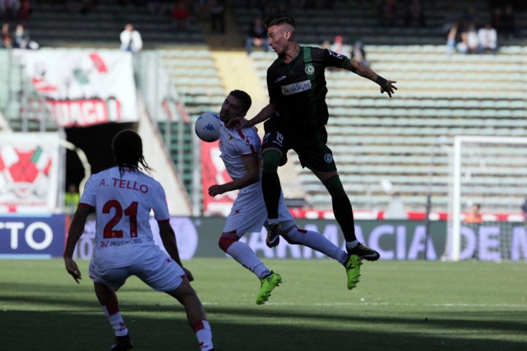 Avellino Bari streaming