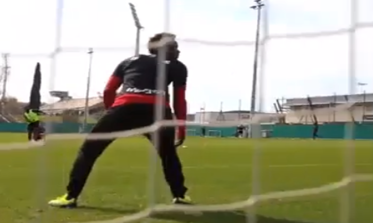 Balotelli portiere