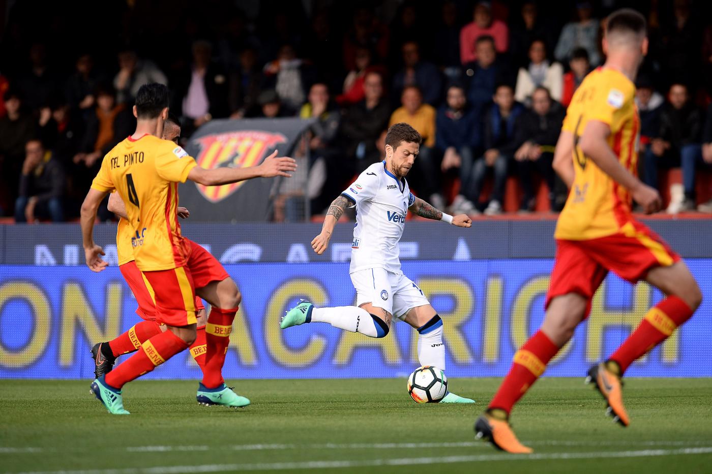 https://www.calcioweb.eu/wp-content/uploads/2018/04/benevento-atalanta-3.jpg