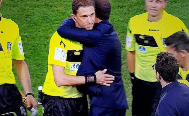 Allegri abbraccia Tagliavento