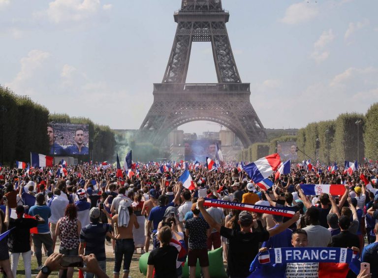 Parigi festa