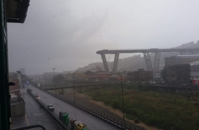Crollo ponte Genova