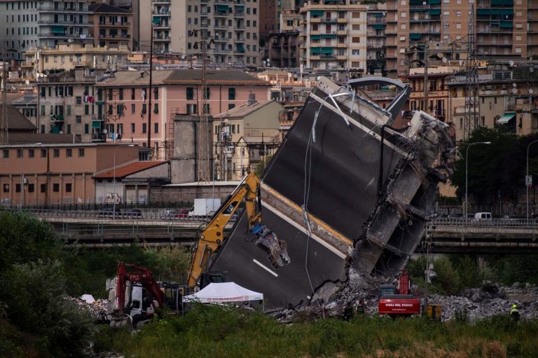 Crollo ponte Genova