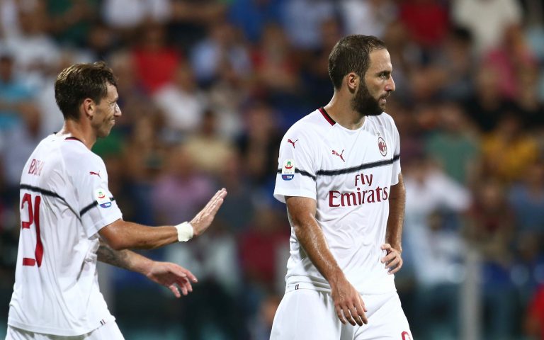 Cagliari Milan Higuain