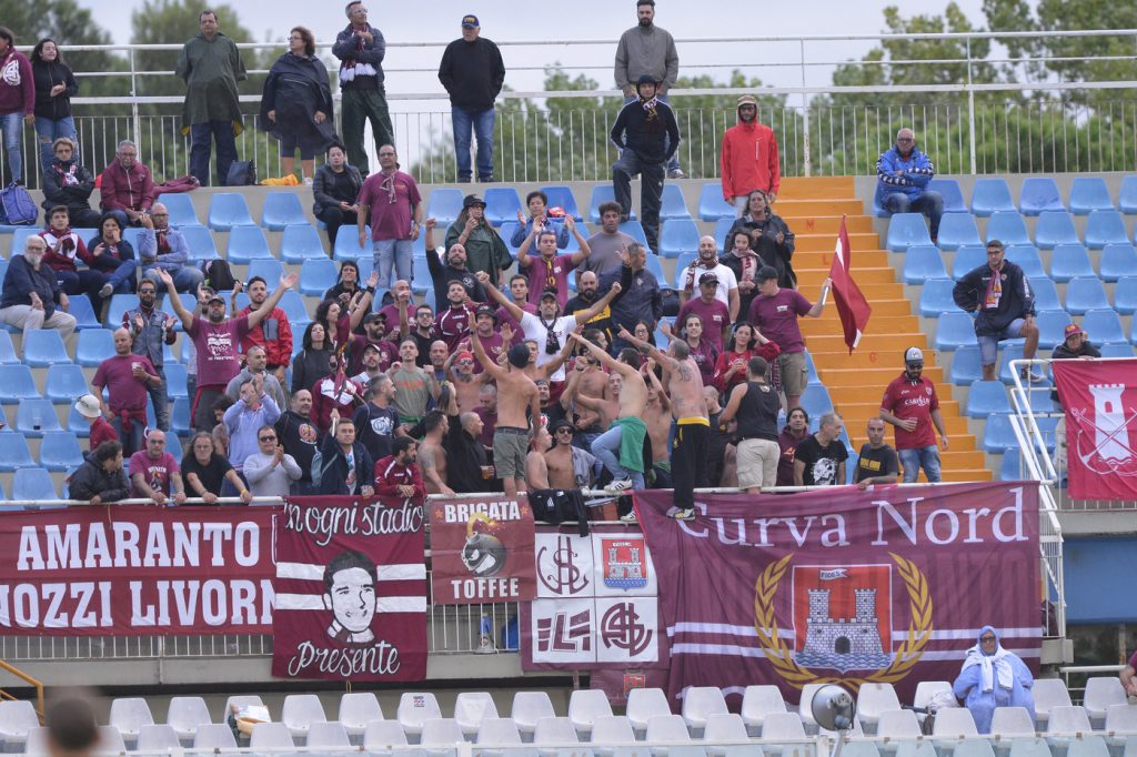 Livorno Crotone streaming