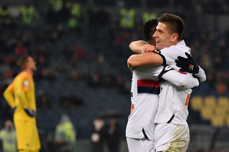 Gol Piatek o autogol Toloi