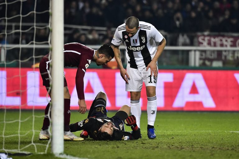 Infortunio Sirigu