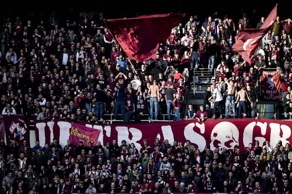 striscione Belardinelli