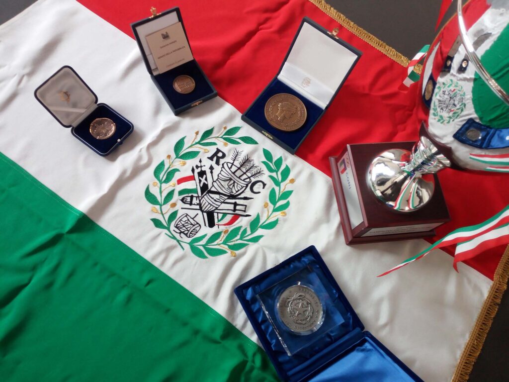 Vessillo Primo Tricolore
