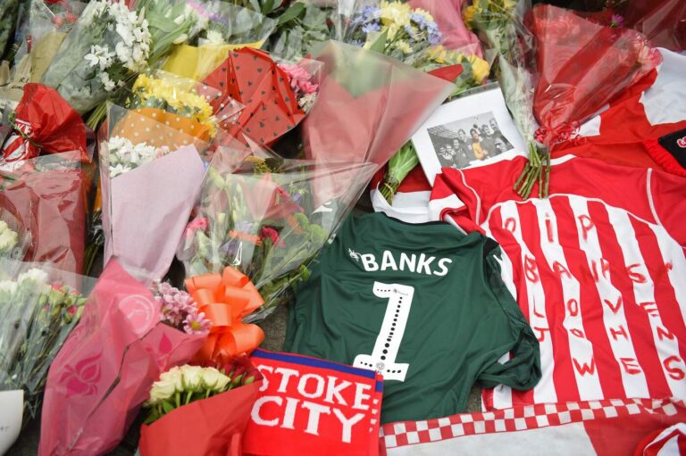morto Gordon Banks