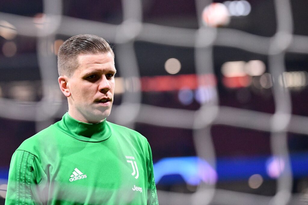 Szczesny sfida il Napoli