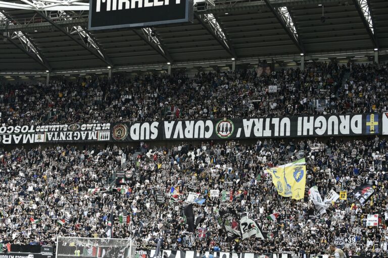 juve fiorentina contestazione tifosi