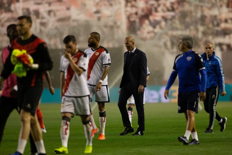 rayo retrocesso