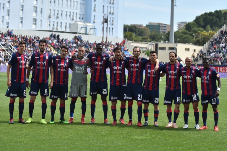 crotone funerali Mascheroni