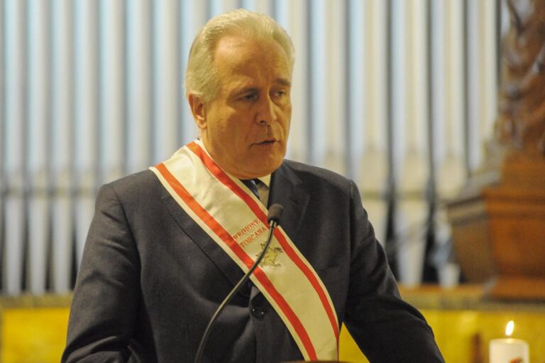 Eugenio Giani su Commisso