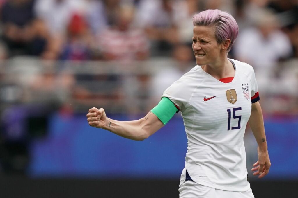 Rapinoe non canta l'inno