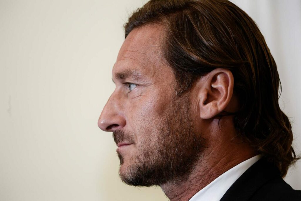 tweet Totti