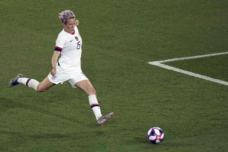 Rapinoe panchina