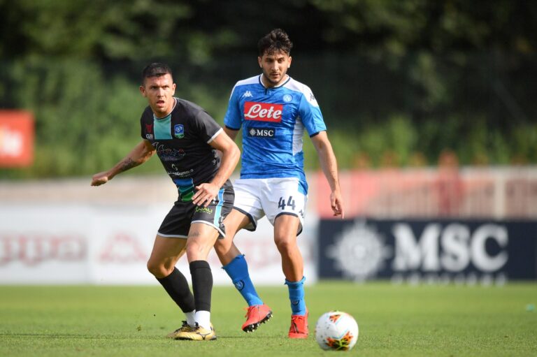 manolas