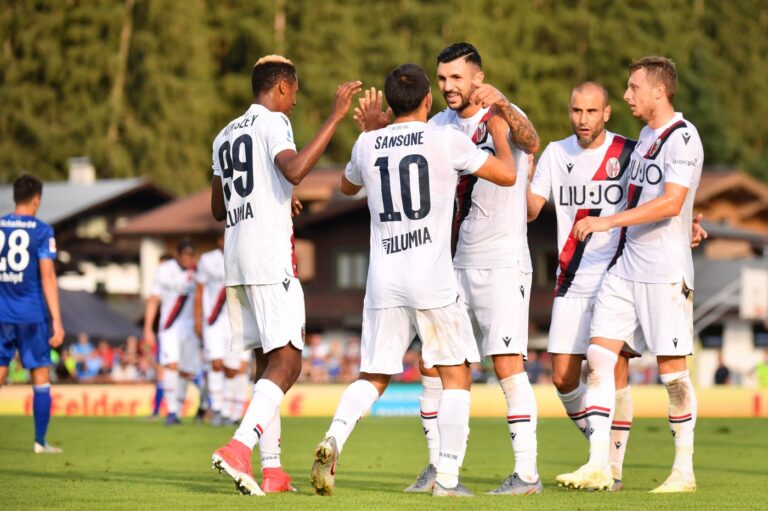 rinviata partita Bologna