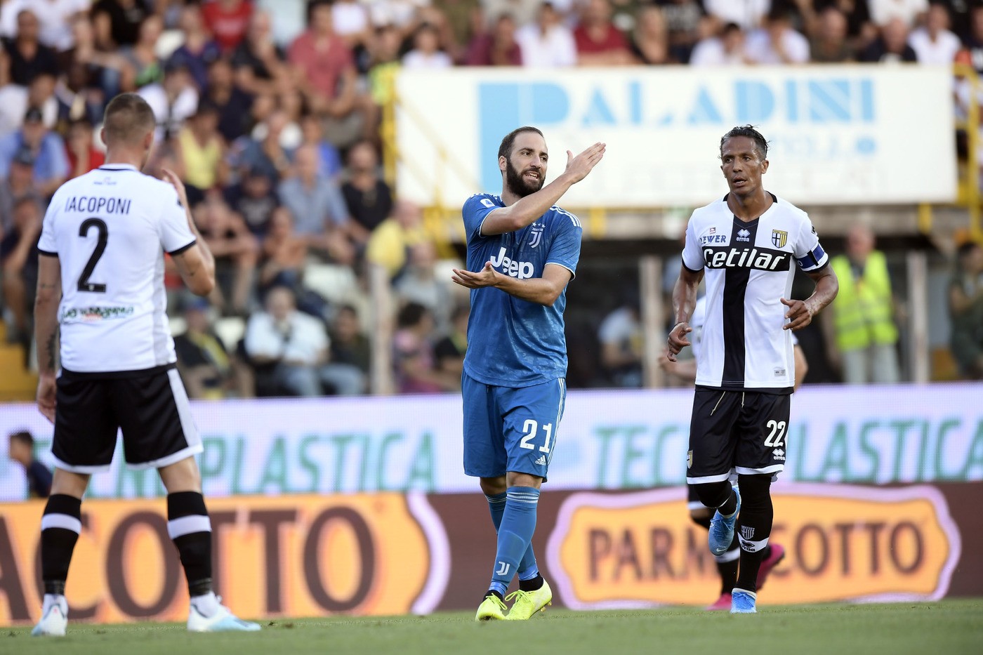 Afbeeldingsresultaat voor foto parma-juventus 0-1