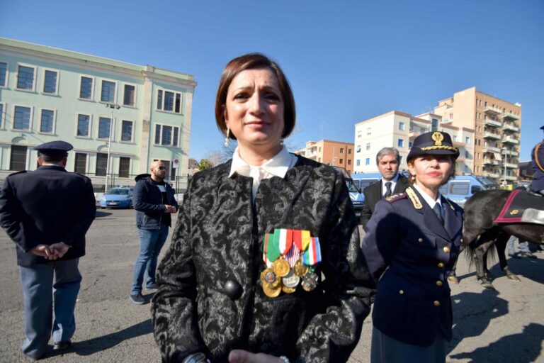 vedova raciti su striscione Speziale