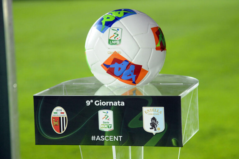 pallone Serie B