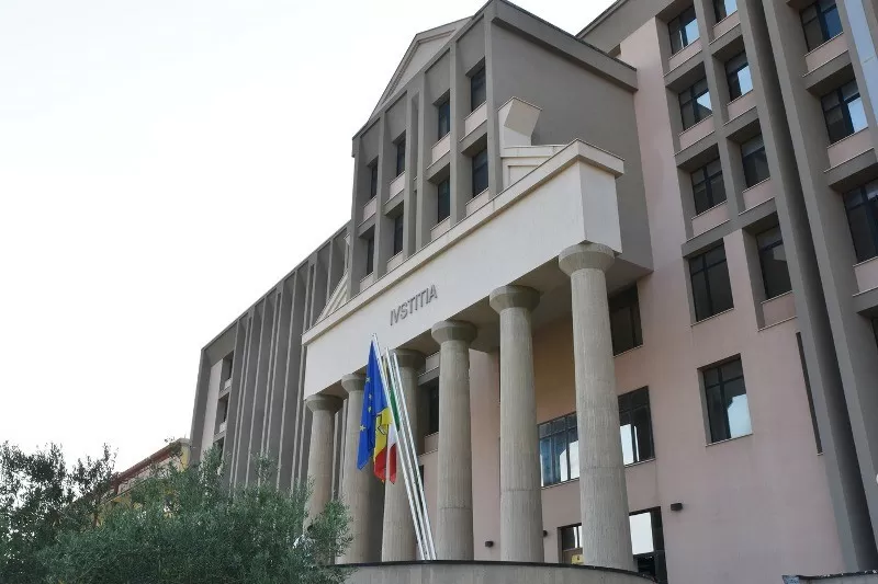 tribunale retrocessione