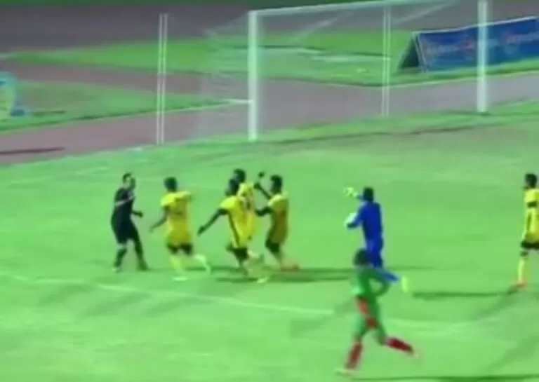 rissa arbitro