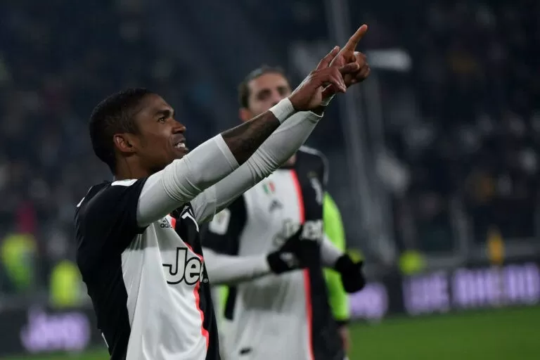 douglas costa