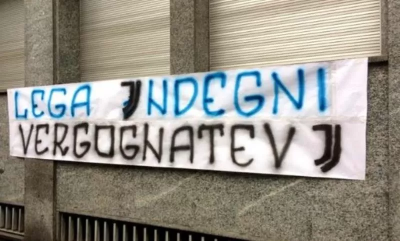 protesta tifosi Inter Lega