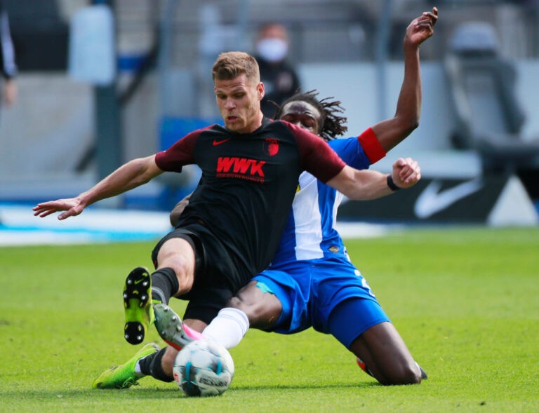 Hertha BSC v FC Augsburg - Bundesliga