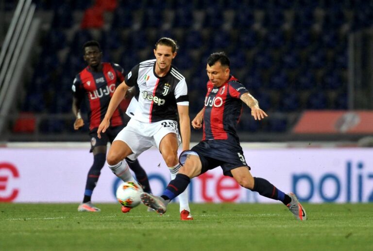 Bologna FC v Juventus