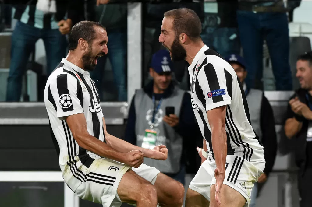 Chiellini e Higuain
